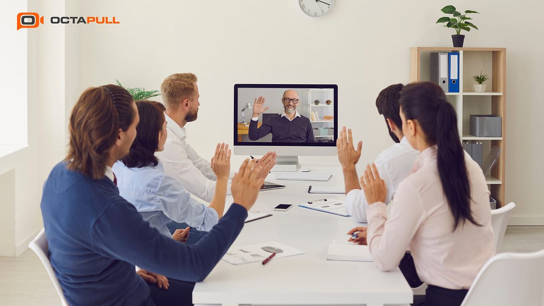 Casual Online Catchups: New Type of Building Communication